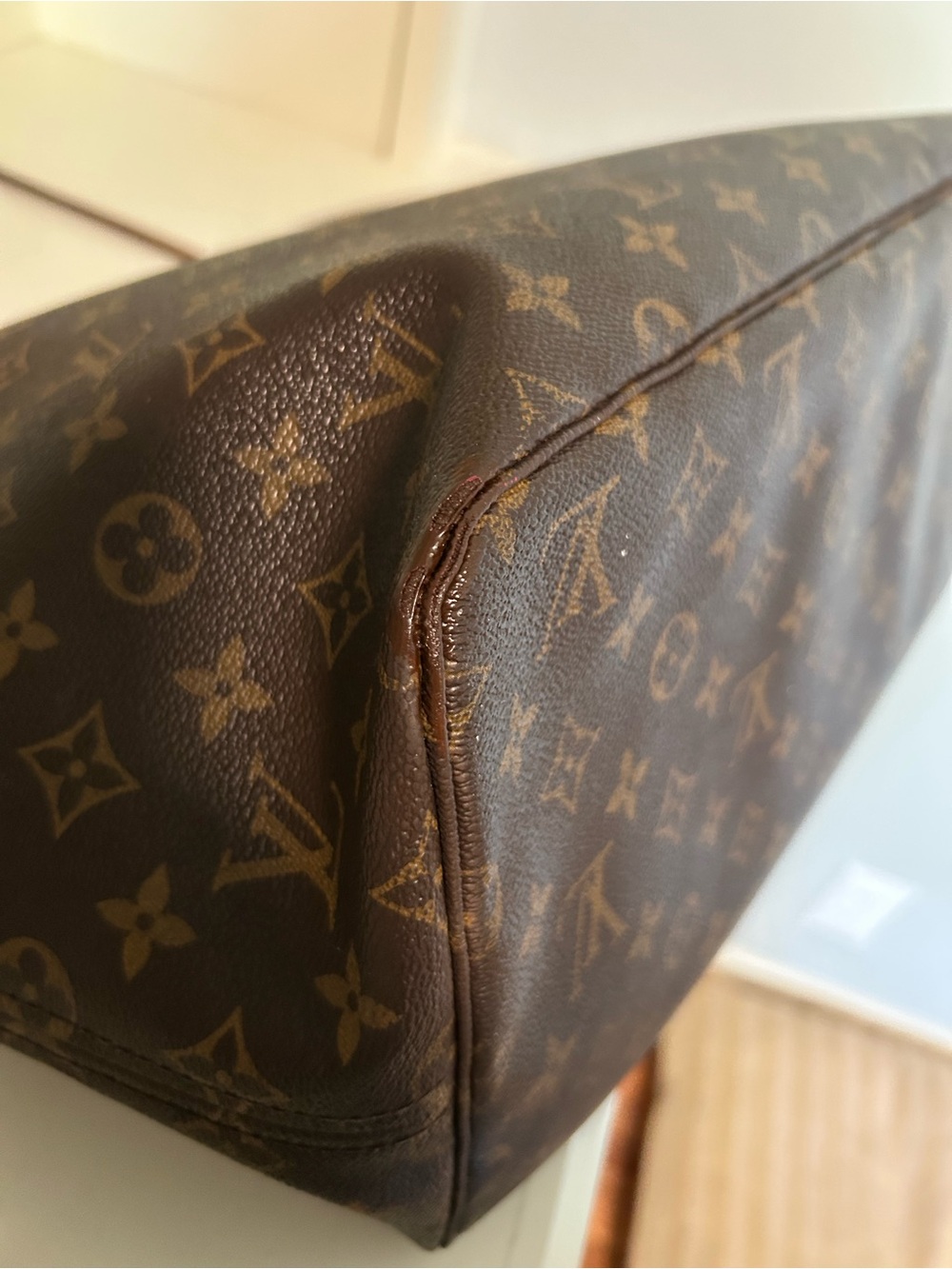 Louis Vuitton Neverfull Monogram GM bag & wristlet - Picture 7 of 15